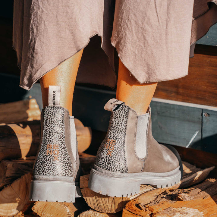 Original Chelsea Boot Light Grey Women's