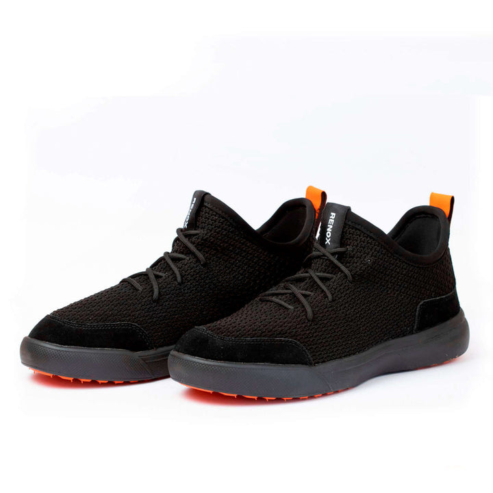 Unisex Black Versaknit Sneaker
