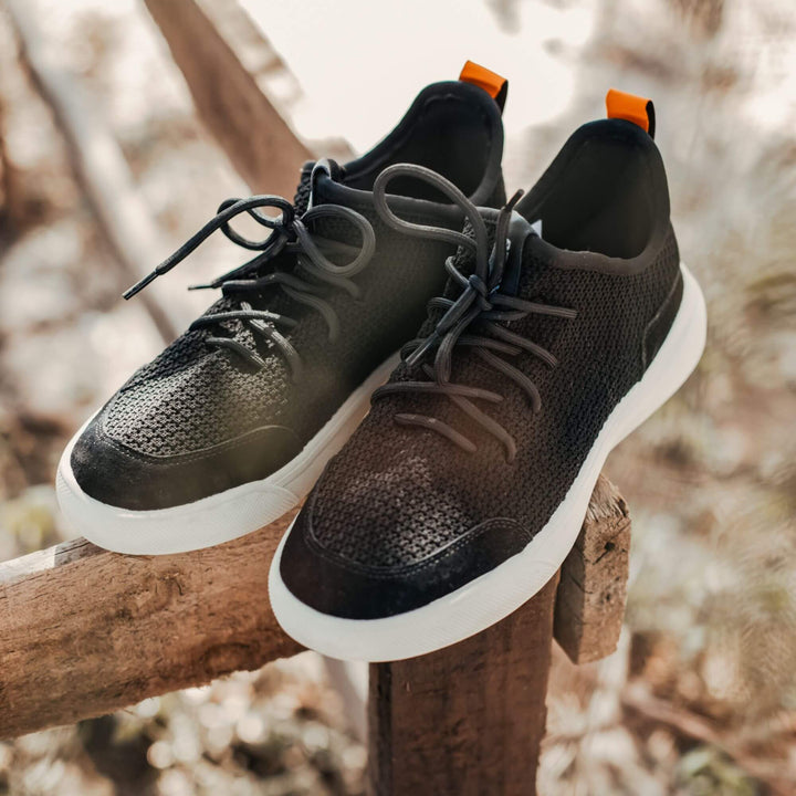 Versaknit Black Cream Unisex Sneaker