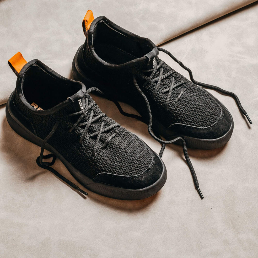 Unisex Black Versaknit Sneaker